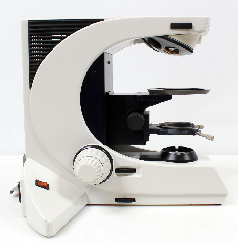 Leica Microscope DMLM Stand w/ Nosepiece, Stage Mount - Type 020-519.010 LB30T