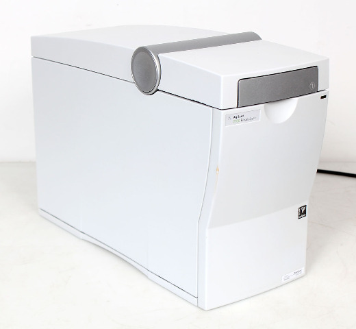 Agilent 2100 Bioanalyzer G2939A Caliper Labchip Chip Reader RNA/DNA Protein Cell