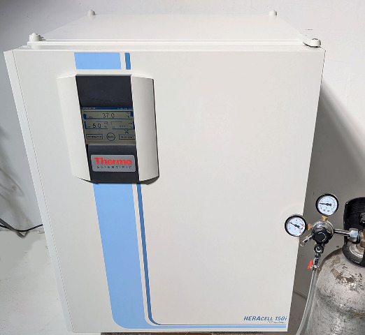 Thermo Scientific HeraCell 150i CO2/O2 Incubator w/Copper Interior -CO2 Tested-