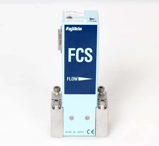 Fujikin FCS-4WS-F115A Mass Flow Control System | C5F8 Gas, 250kPaG + Warranty