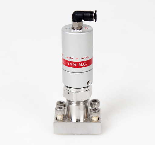 Fujikin 053801 Pneumatic Diaphragm Valve O.P 0.39~0.59MPa, N.C 316L-P -Warranty-