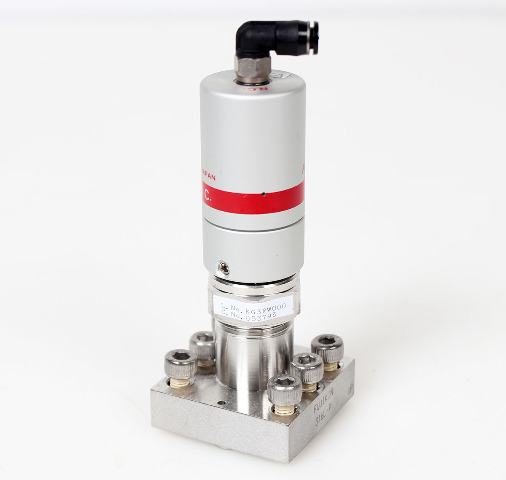 Fujikin 053795 Pneumatic Diaphragm Valve O.P 0.39~0.59MPa, N.C 316L-P -Warranty-