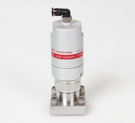 Fujikin 059577 Pneumatic Diaphragm Valve O.P 0.39~0.59MPa, N.C 316L-P -Warranty-