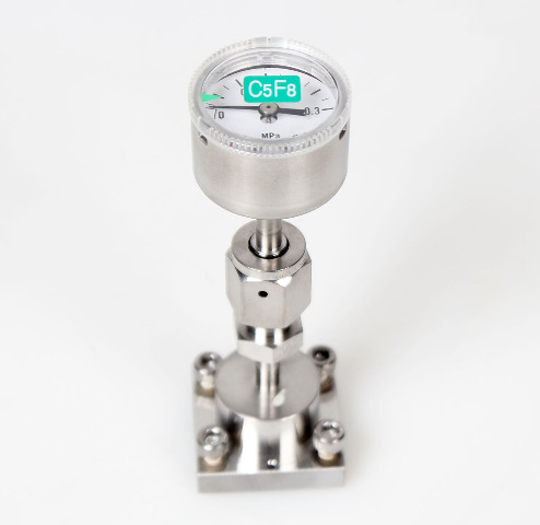 Fujikin GW UHP Gas Compound Pressure Gauge, -0.1 to 0.4 MPa, 316L-P -Warranty-