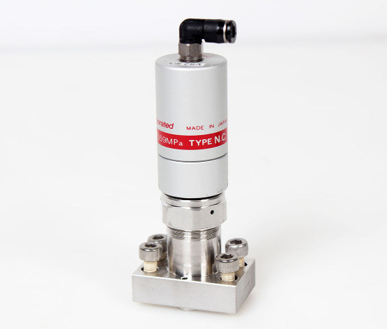 Fujikin Pneumatic Diaphragm Valve O.P 0.39~0.59MPa N.C 316L-P, 053801 -Warranty-