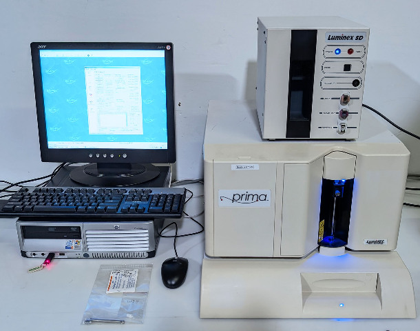 Bio-Rad Luminex 100/200 Bio-Plex Analyzer XYP Array Reader HTF SD w/ Computer