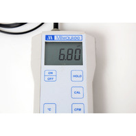 Milwaukee MW-102 Portable pH & Temperature Meter w/ SE-220 Probe + Warranty