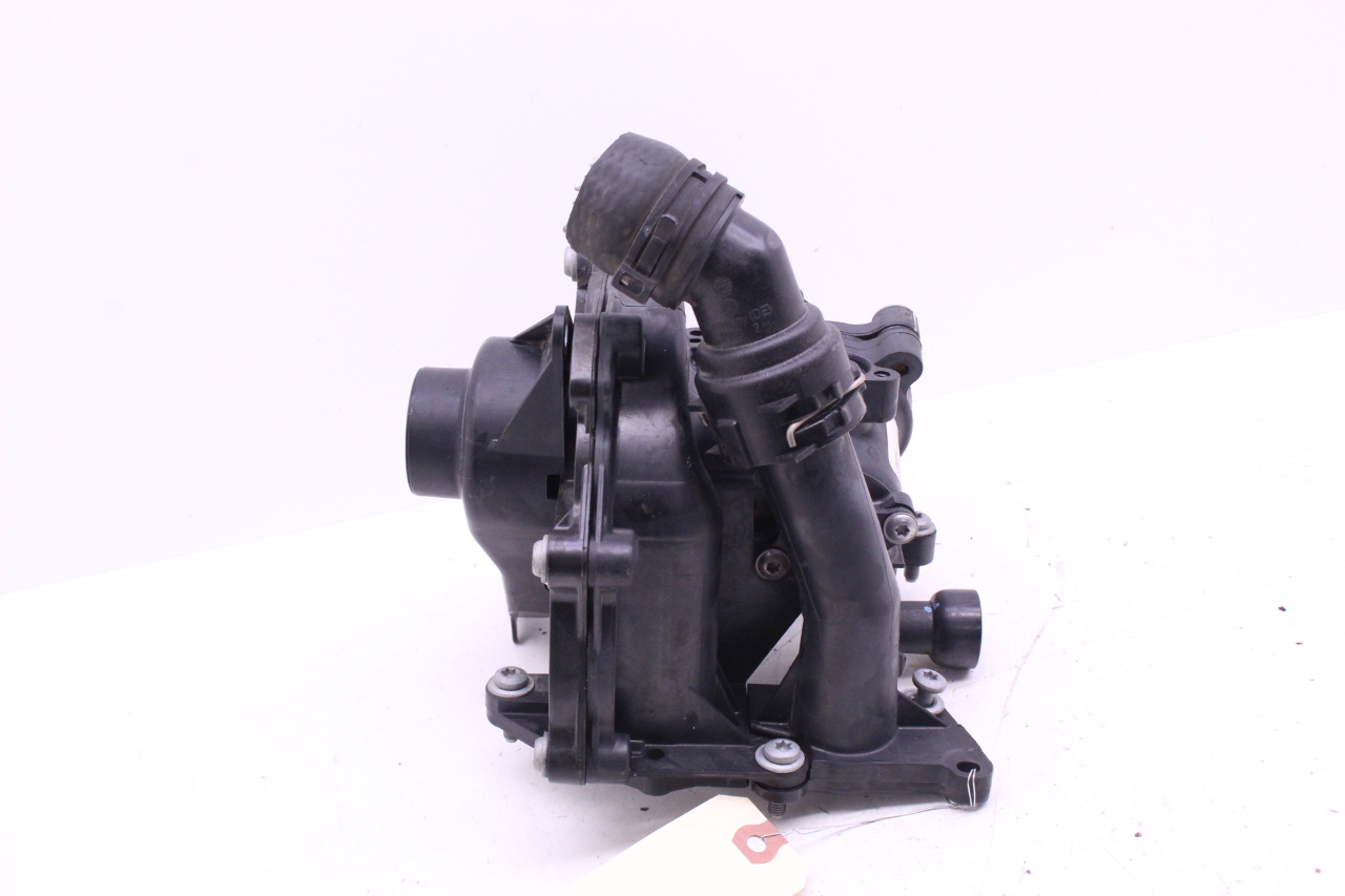 2012-2014 Volkswagen Passat 2.0 Engine Thermostat 06K121111M