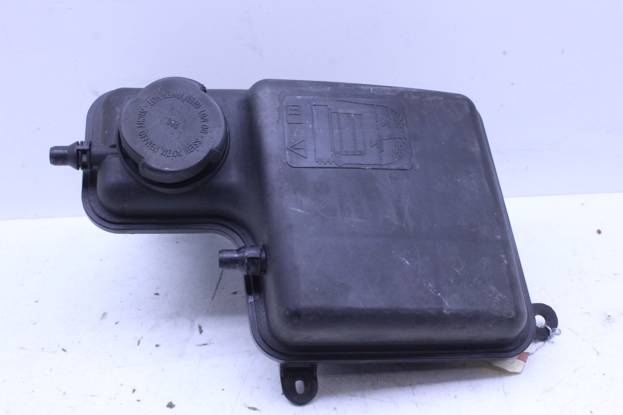 2002-2008 BMW 745i 750Li 760li Cooling Water Expansion Tank 17137647713 OEM