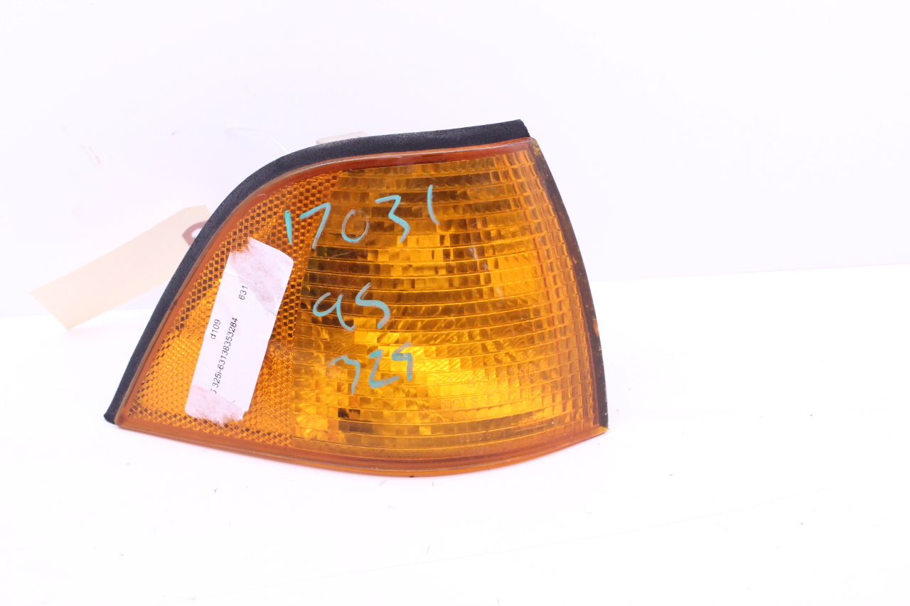 1995 BMW 325i Right Turn Signal Light Lamp OEM