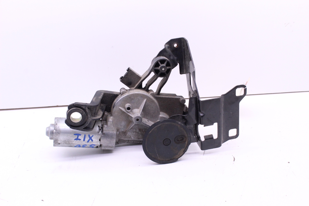 2006 2007 2008 2009 2010 BMW 530i 535i E61 Rear Back Window Wiper Motor - 61627208602 OEM