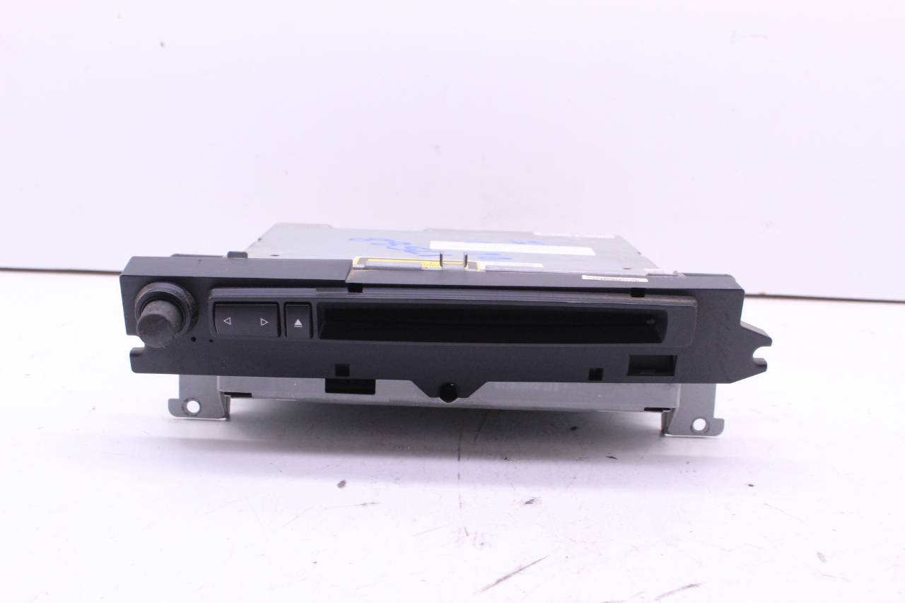 2006 BMW 530XI CD Player OEM