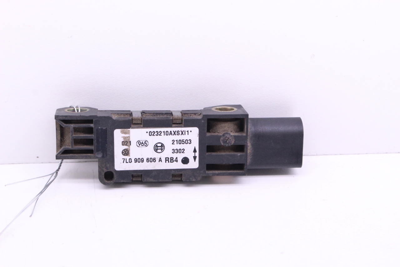 2004 Volkswagen Touareg V6 4dr 3.2 Crash Impact Sensor