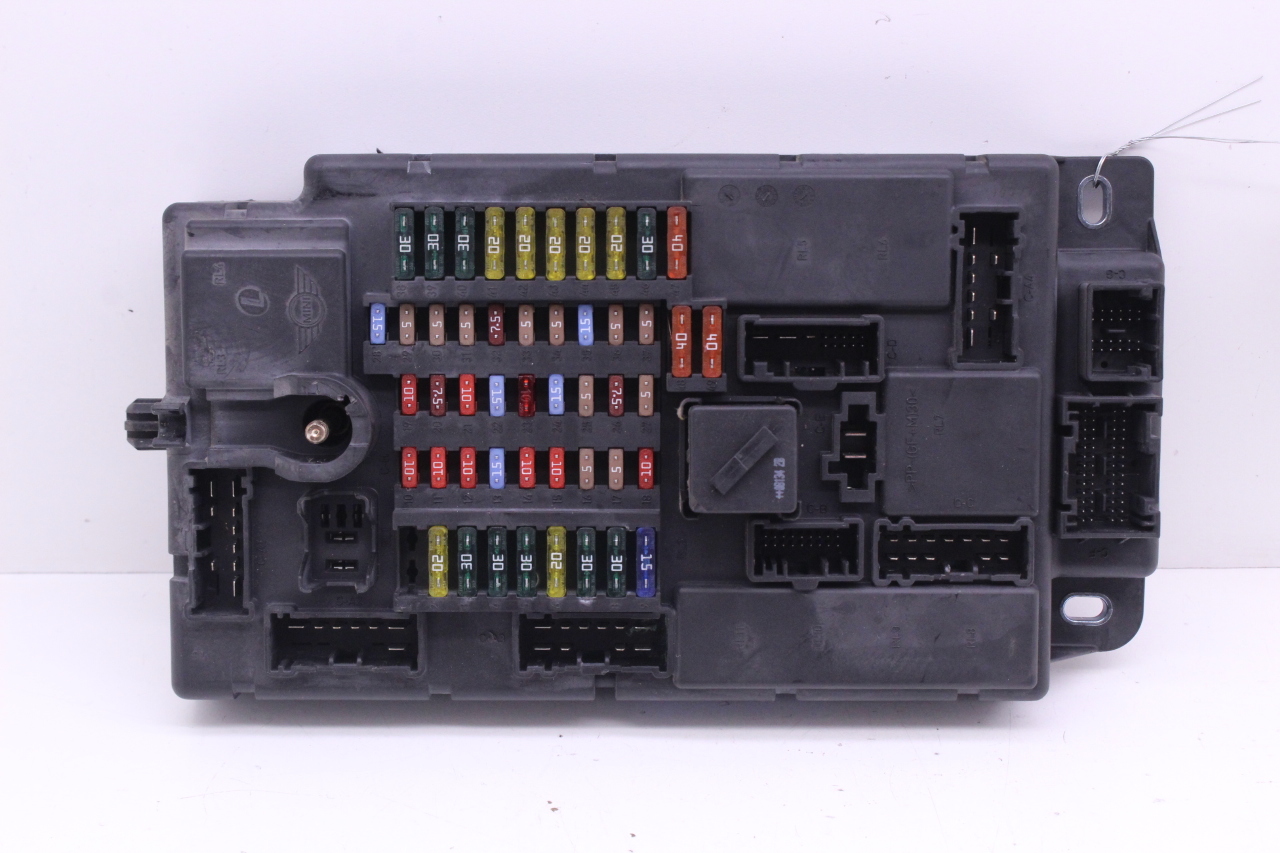2008 Mini Cooper Body Control Module BCM Fuse Relay Box OEM