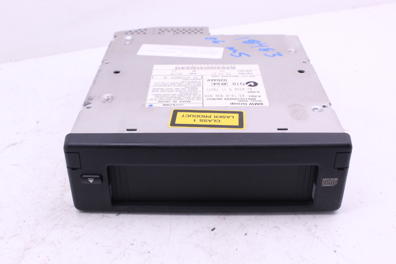 2006 BMW 530i 550i M5 Glovebox CD Disc Changer OEM
