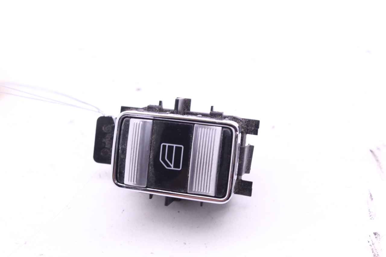 2008 Mercedes Benz S550 W221 Front Right Power Window Switch A2218706051 OEM