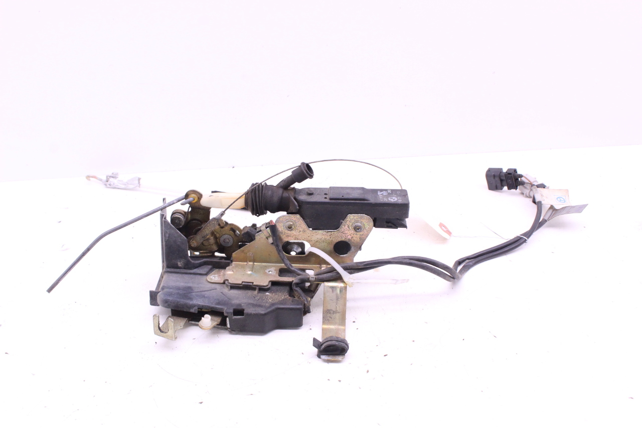 1994-1997 BMW 840ci Front Right Door Lock Latch 67118354213 OEM