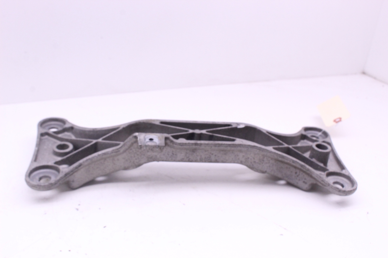 2010 BMW 135i E82 Transmission Mount Bracket 6778059 OEM