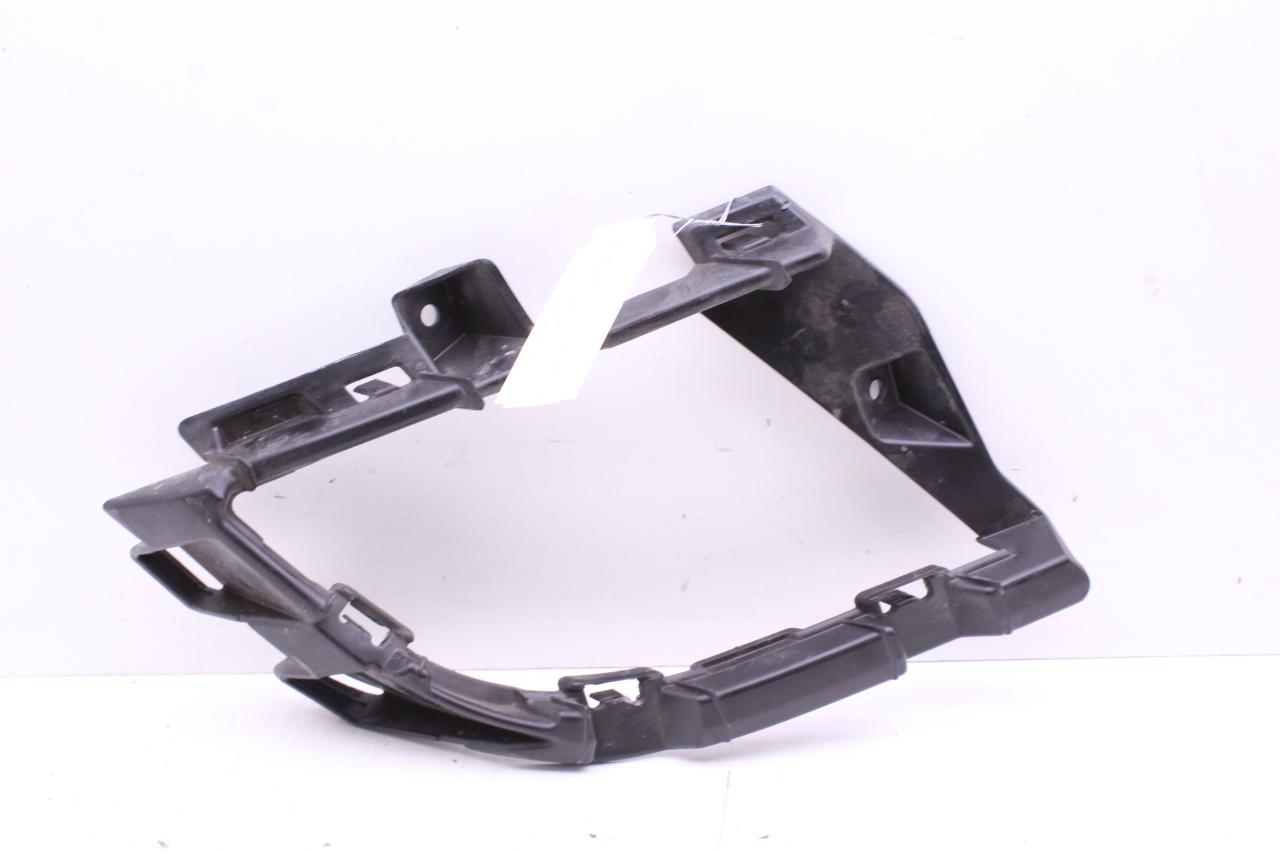 2015-2018 Volkswagen Jetta Left Fog Light Lamp Surround Mount Housing 5C6807261 OEM