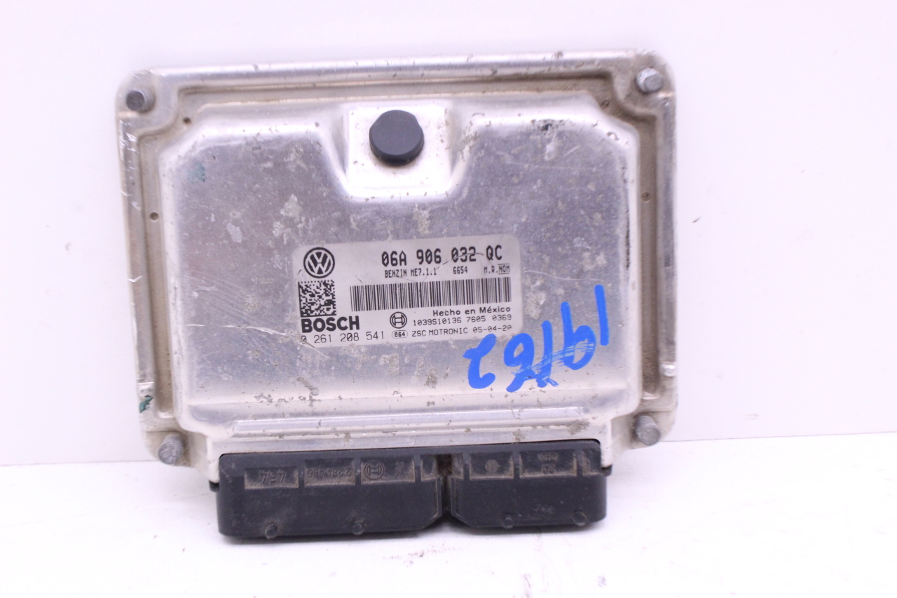 2005 Volkswagen Jetta Engine Computer Module ECU ECM DME 06A906032QC