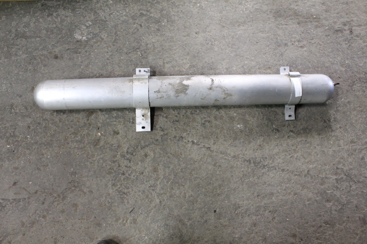 2014-2016 Range Rover Air Ride Suspension Reservoir Tank DPLA5B709BA OEM