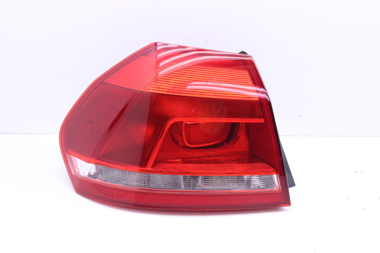 2012 2013 2014 2015 Volkswagen Passat Tail Light Left OEM