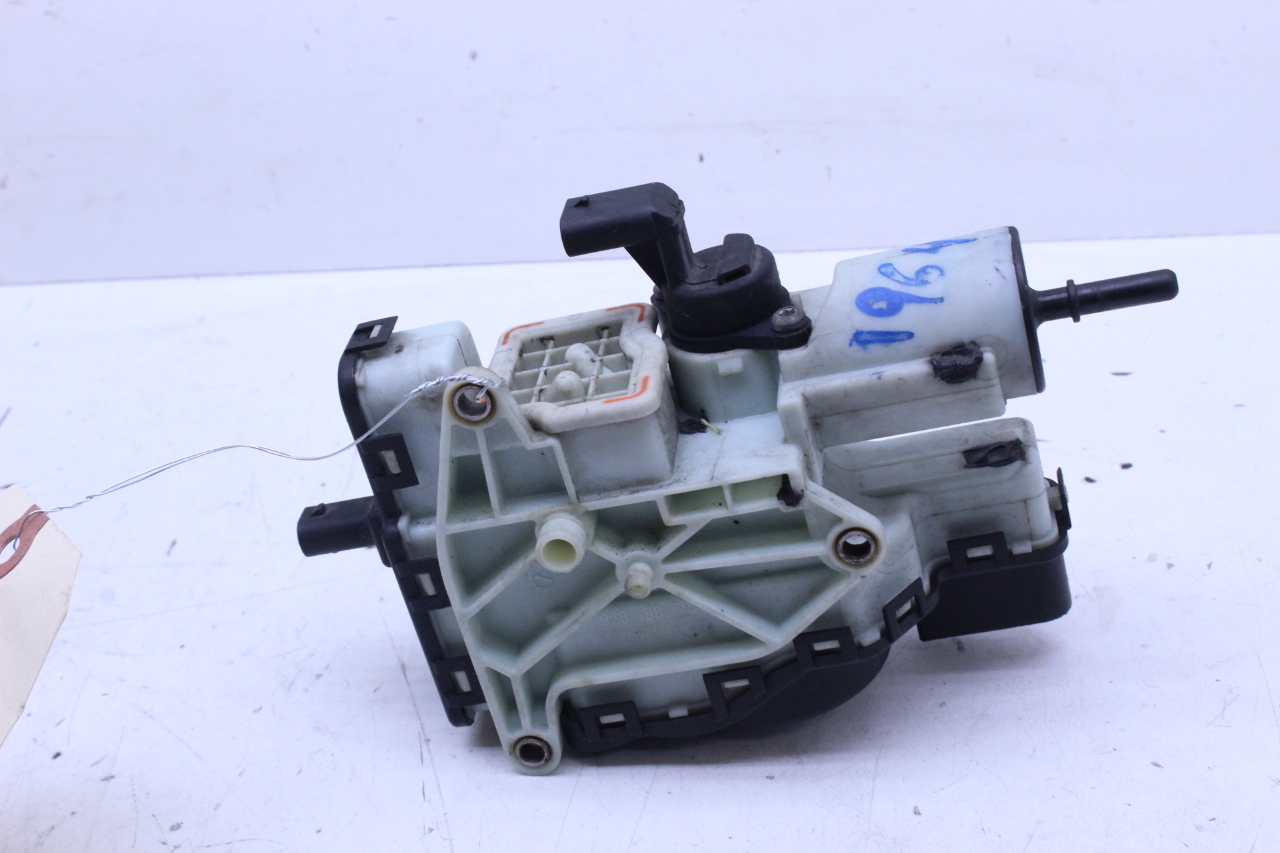 2009-2011 BMW 335i X5 Diesel Exhaust Emissions Fluid Pump 7244137 OEM