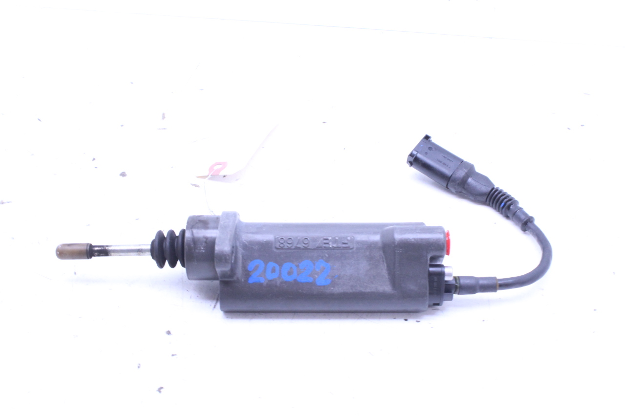 2001-2006 BMW M3 SMG Transmission Clutch Slave Cylinder - 21522229841 OEM