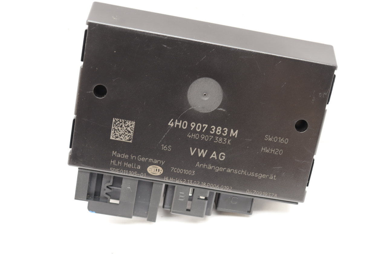 2018 Porsche Macan S Trailer Light Control Module 4H0907383M