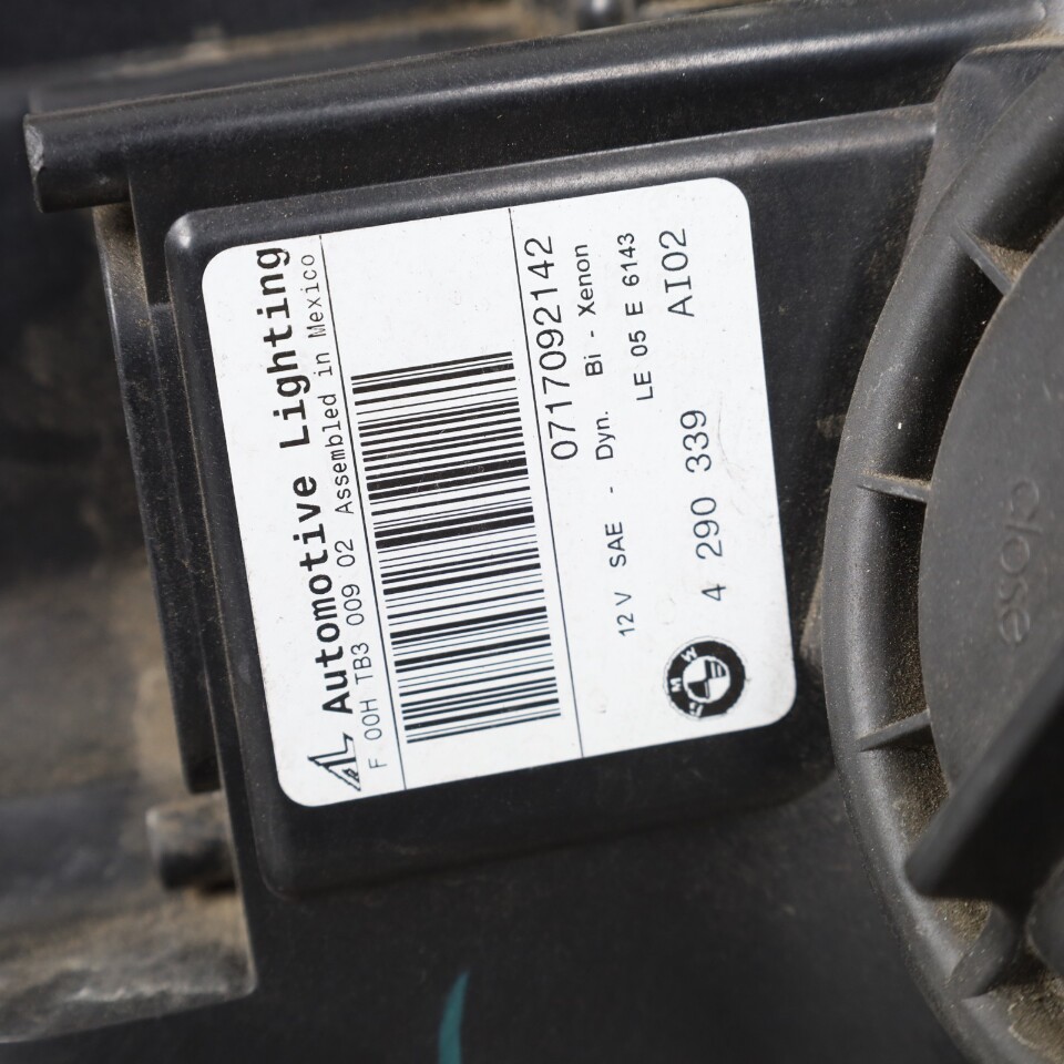 2007-2011 BMW X5 E70 Left Xenon Headlight HID 63117223749 OEM