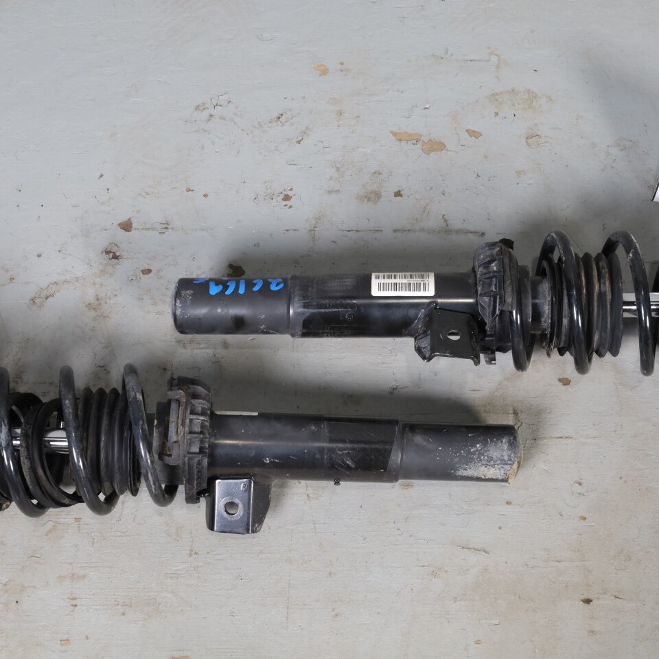 2014-2021 BMW i3 I01 Front Strut Shock Spring Set Right / Left OEM 31316880097