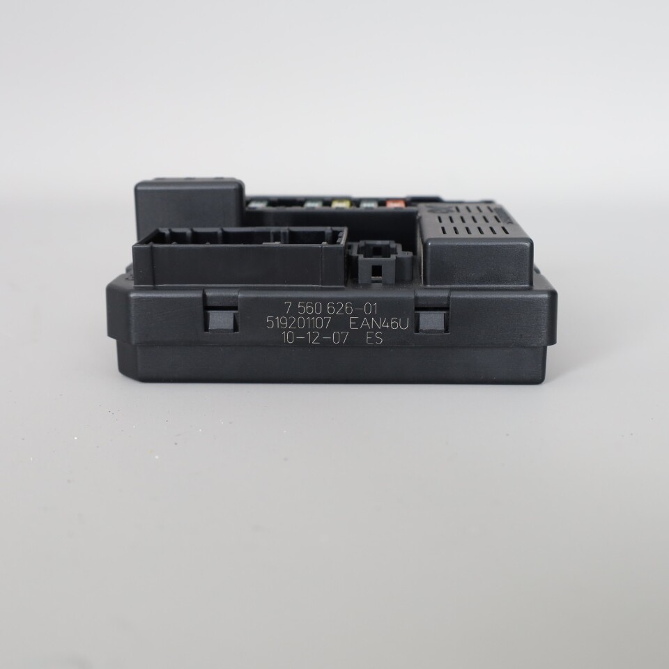 2008 BMW Z4 E85 Fuse Relay Box Electrical Distribution Module OEM