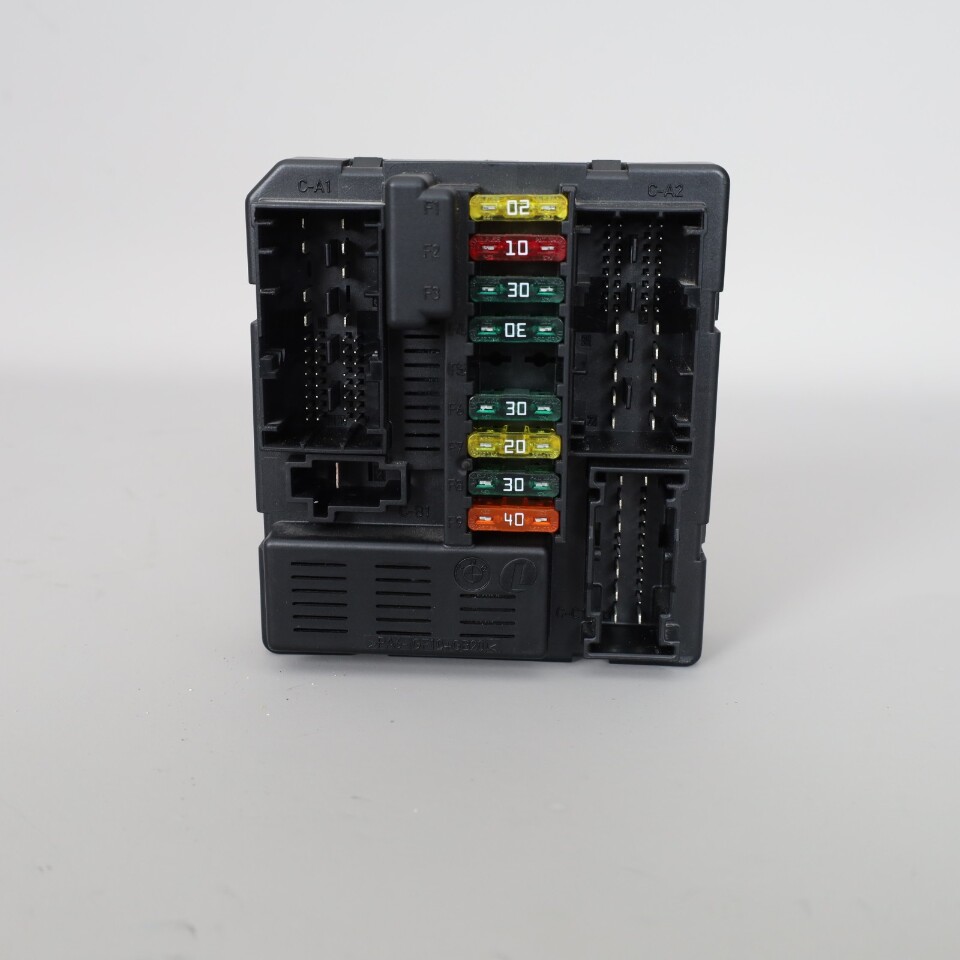 2008 BMW Z4 E85 Fuse Relay Box Electrical Distribution Module OEM