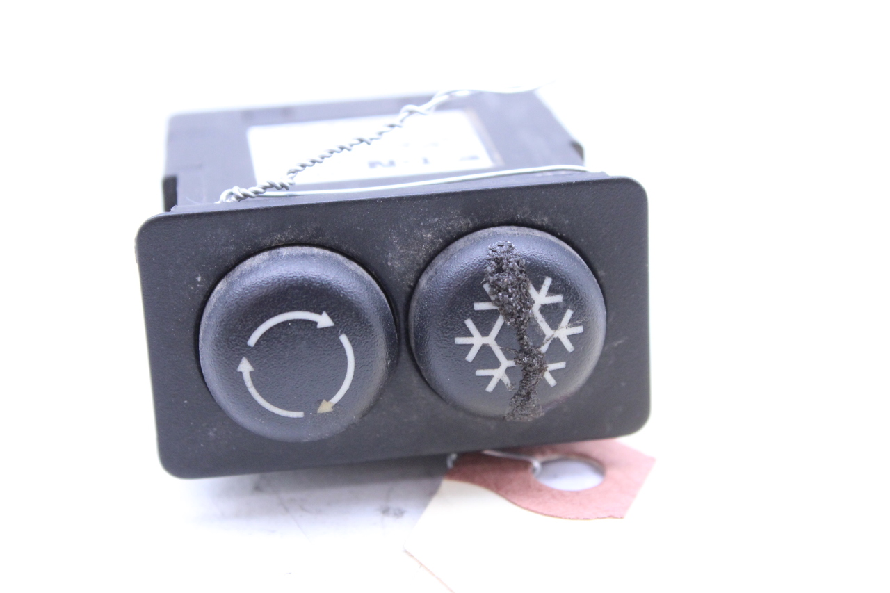 2000-2002 BMW Z3 E36 A/C Recirculation Switch 61316901575 OEM