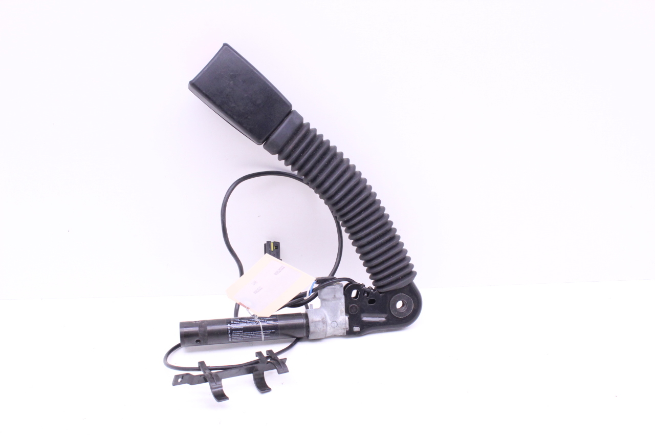 2002-2005 BMW 745i Front Right Seat Belt Buckle 72116982522 OEM