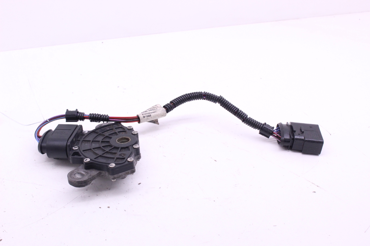 2004-2010 Volkswagen Touareg Transmission Neutral Safety Switch 7L0971771 OEM