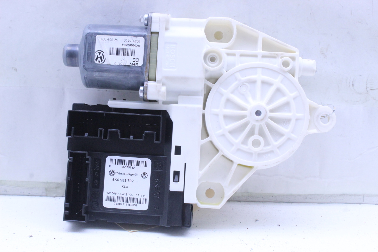 2012 Volkswagen GTI Front Power Window Motor Right 5K0959702H OEM g20151-5K0959702H