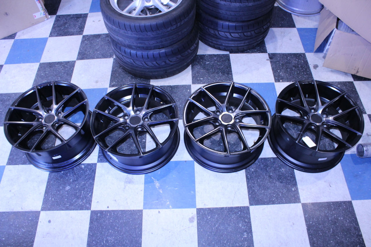 Porsche 991 Niche Targa Wheel Set 19x9.5 ET45 19x8.5 ET47 OEM
