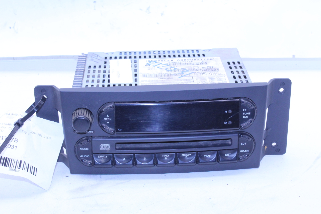 2004 Chrysler Pacifica AM FM Radio CD Player P05082764AF OEM