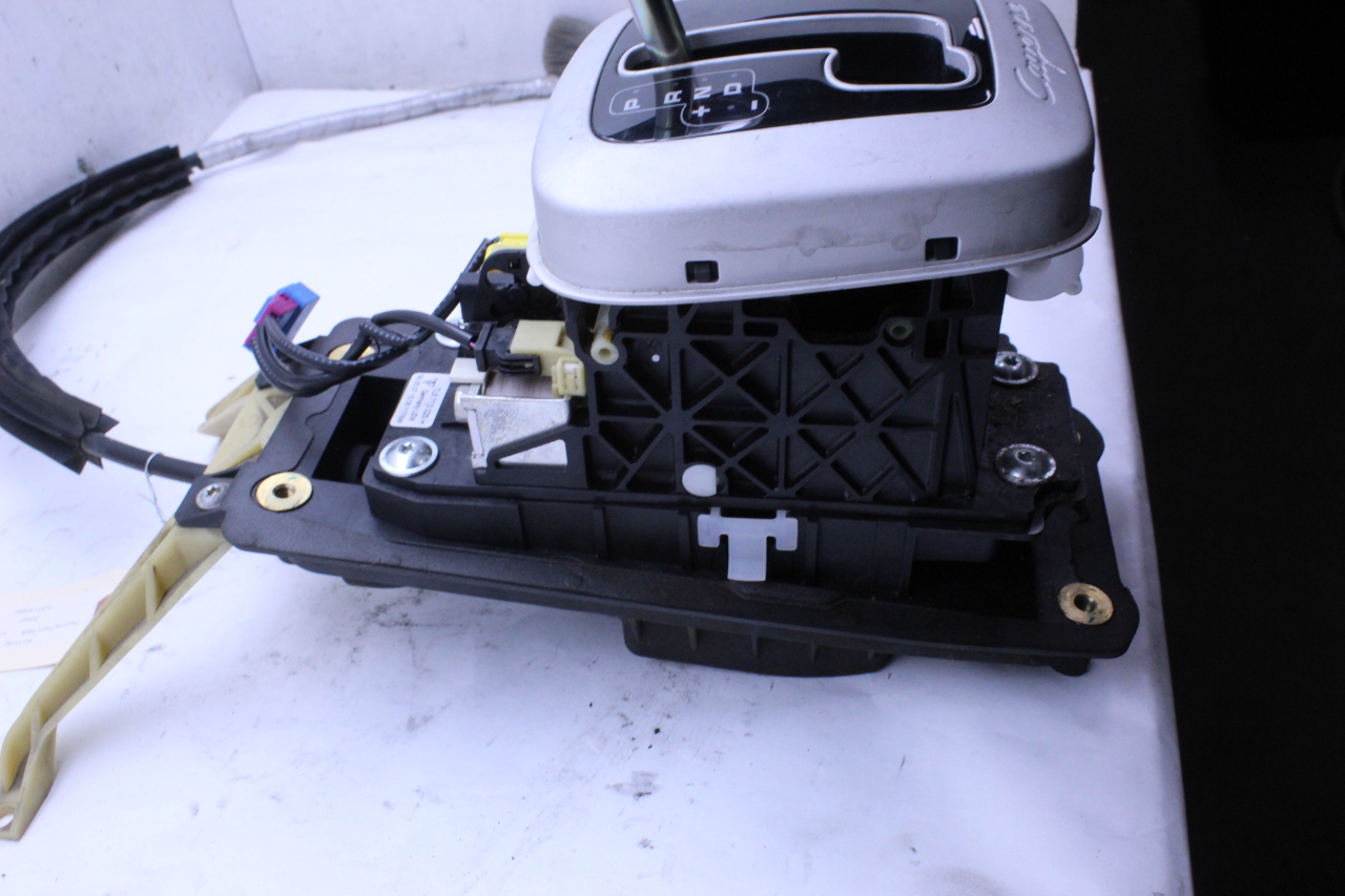 2003 2004 2005 2006 2008 2009 2010 Porsche Cayenne Gear Selector