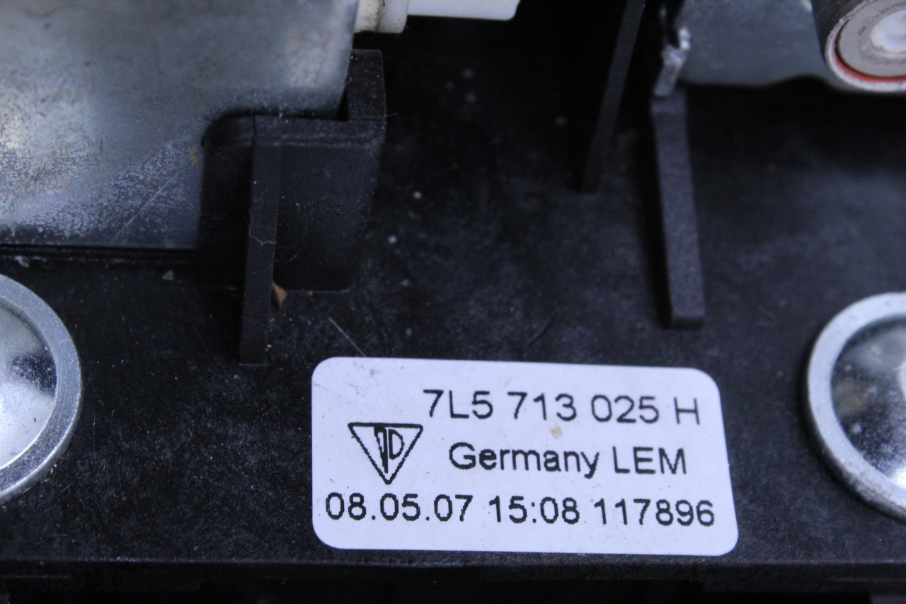 2003 2004 2005 2006 2008 2009 2010 Porsche Cayenne Gear Selector