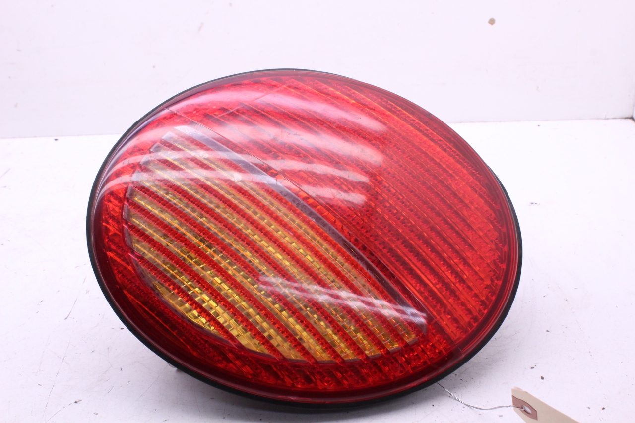 1999 2000 2001 2002 2003 2004 Volkswagen Beetle Tail Light Lamp Right 1C0945172D OEM r/h tail light beetle