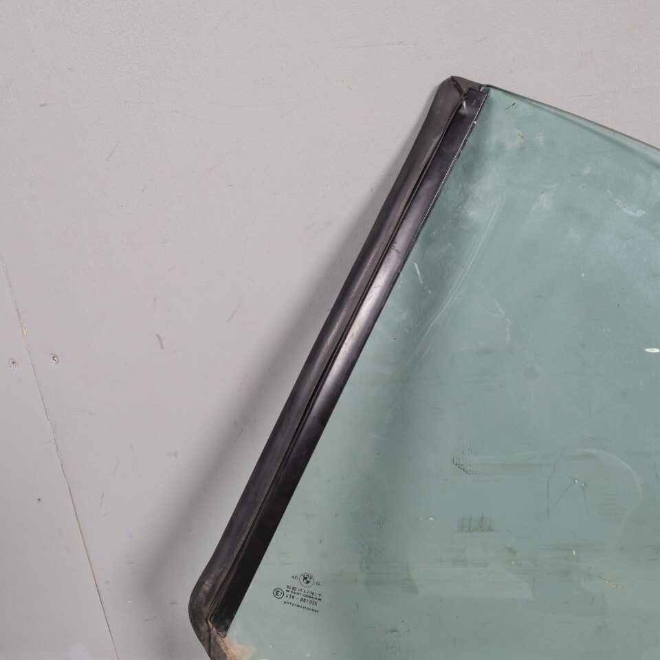 1991-1997 BMW 840ci 850ci E31 Left Quarter Window Glass OEM 51361970055