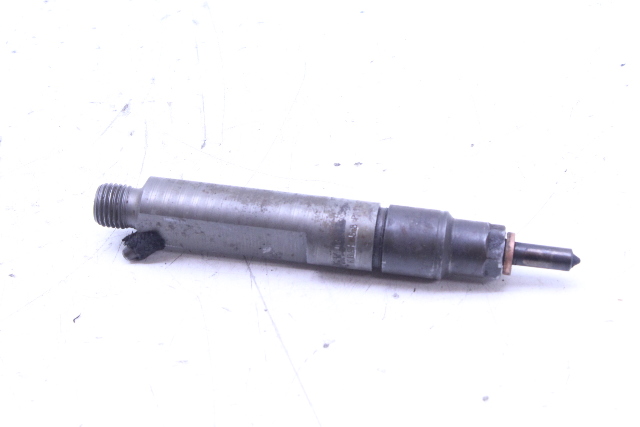 1999 2000 2001 2002 2003 Volkswagen Beetle Golf Jetta Diesel TDI Fuel Injector 028130202P