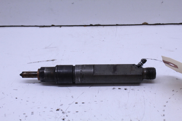 1999 2000 2001 2002 2003 Volkswagen Beetle Golf Jetta Diesel TDI Fuel Injector 028130202P