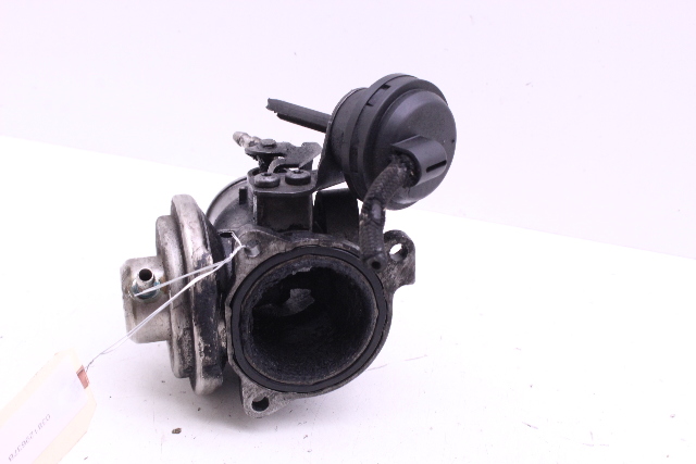 Volkswagen Jetta Beetle Golf TDI Recirculation EGR Valve 038129637B