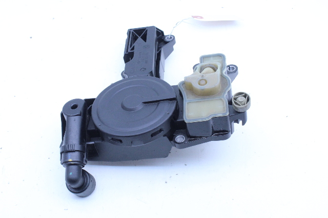 Audi Volkswagen 2.0 Turbo Oil Separator PCV Valve 06H103494AE