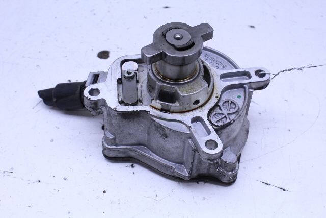 2011 2012 2013 2014 2015 2016 2017 Volkswagen Jetta Brake Vacuum Pump 07K145100H