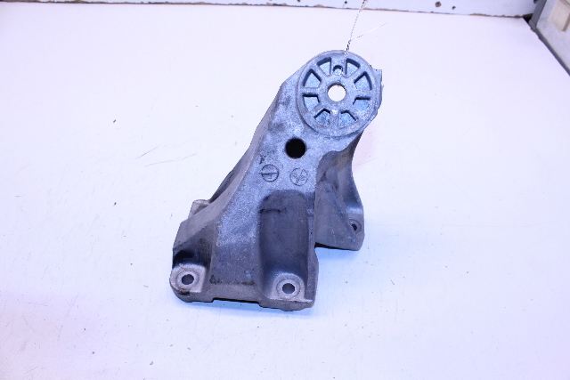 2010 Volkswagen Touareg TDI Diesel Right Transmission Mount 7L6199308B OEM