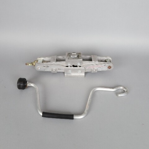 1997‑2004 Porsche 911 996 Boxster 986 Scissor Jack 00072171105 OEM Used